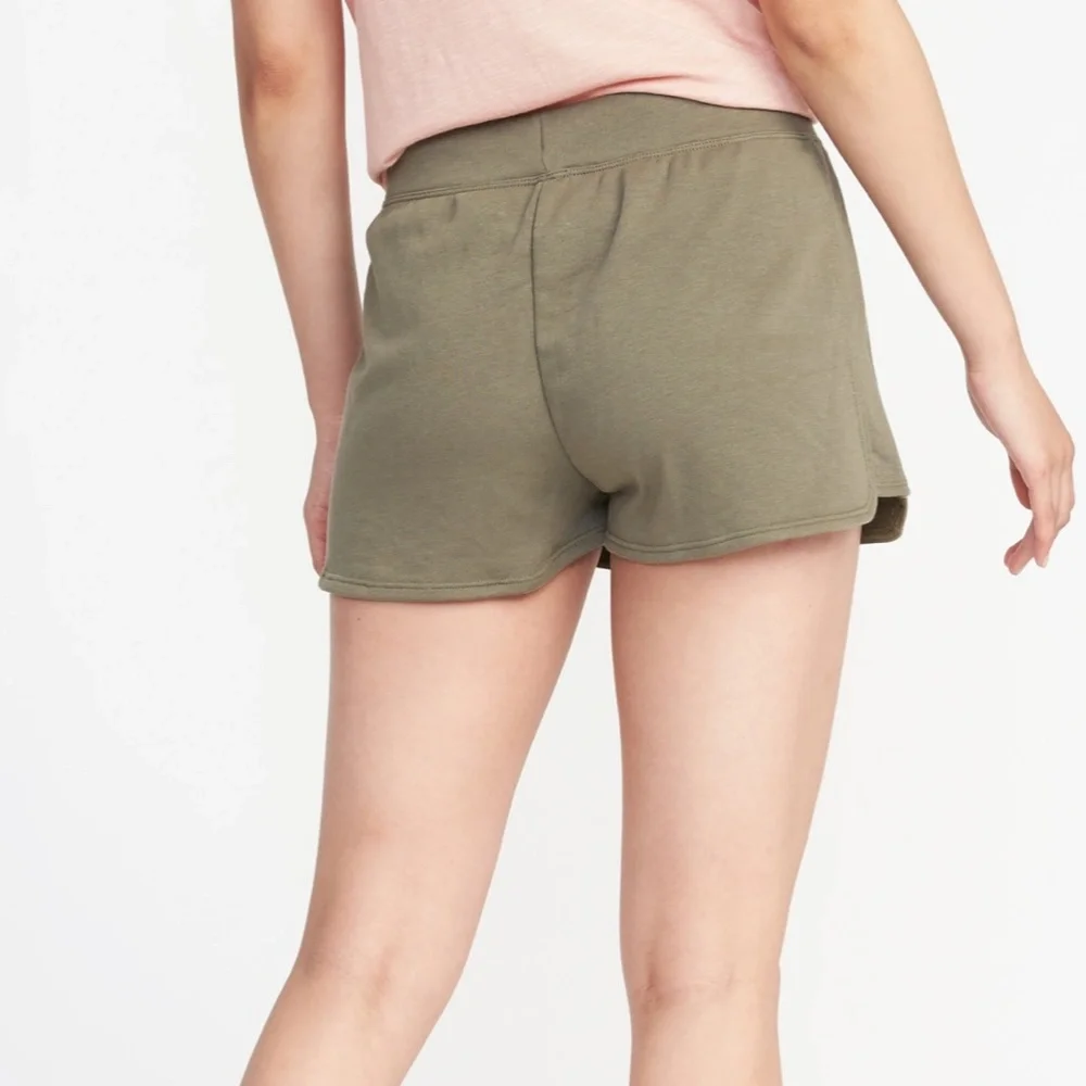 New OLD NAVY Size L French-Terry Drawstring Shorts for Women in Olive